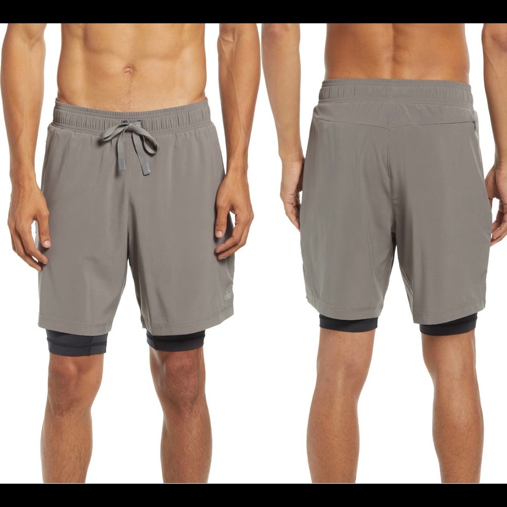 ALO Yoga 2-in-1 Unity short
